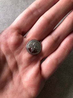 Пуговицы на ножке (металл цвет серебро), диаметр 1,5 см ПКC/15/29194 lv по цене 100 руб./штука