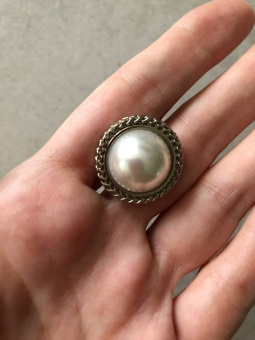 Пуговицы металл цвет серебро, вставка белого перламутрового цвета, размер 2,1 см ПКС/21/77213 по цене 183 руб./штука