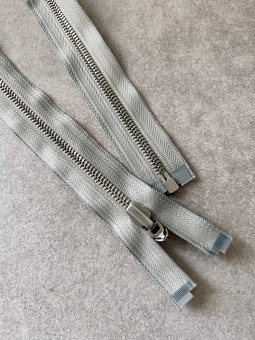 Молния разъемная с перекидным замком серая, 62 см звено 5 металл цвет серебро Италия МИС/62/64513 по цене 515 руб./штука