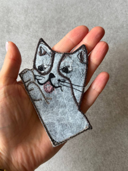 Нашивка   "котик с лапками", Италия, параметры: 10*7см АРТ.НИК/10/61490 по цене 945 руб./штука