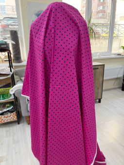 Хлопок цвет фуксия в черный горох,  ширина 145 см Италия ХИФ/145/1587 по цене 1 697 руб./метр